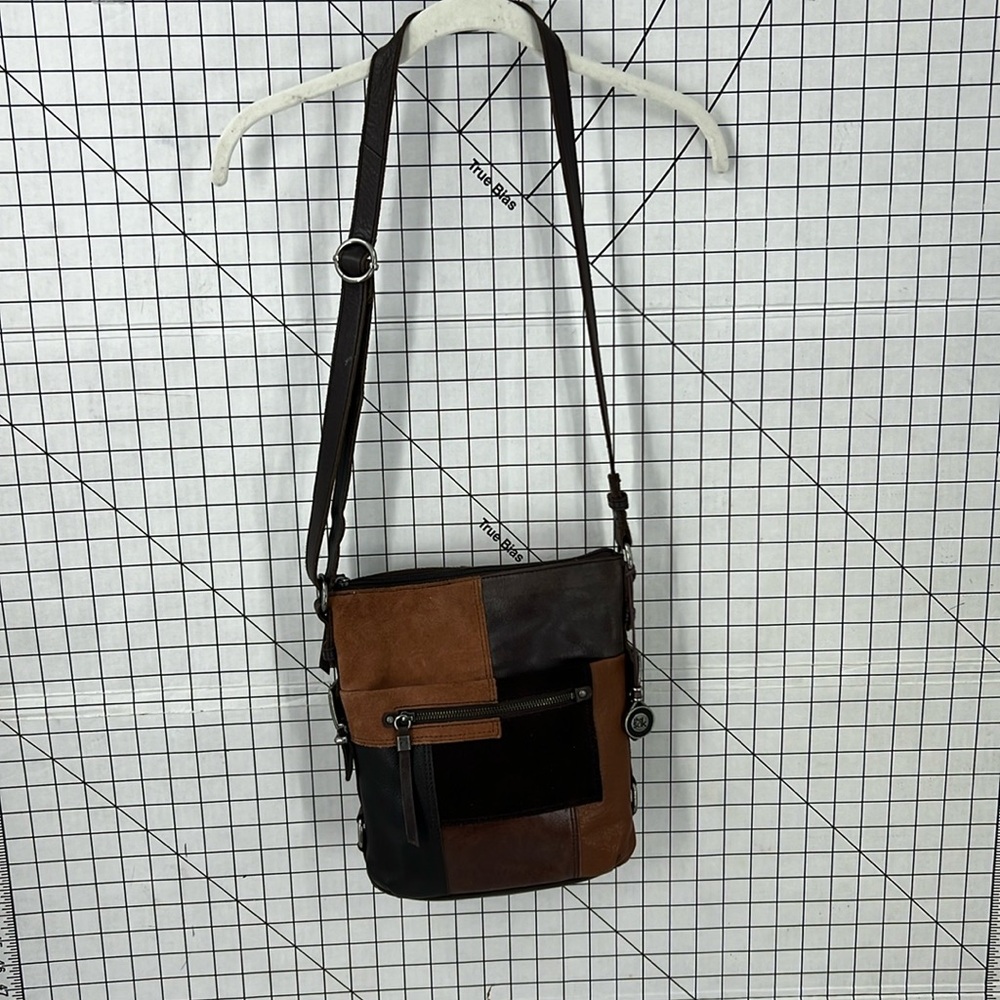 The sak happy and free suede, leather patchwork, Crossbody purse